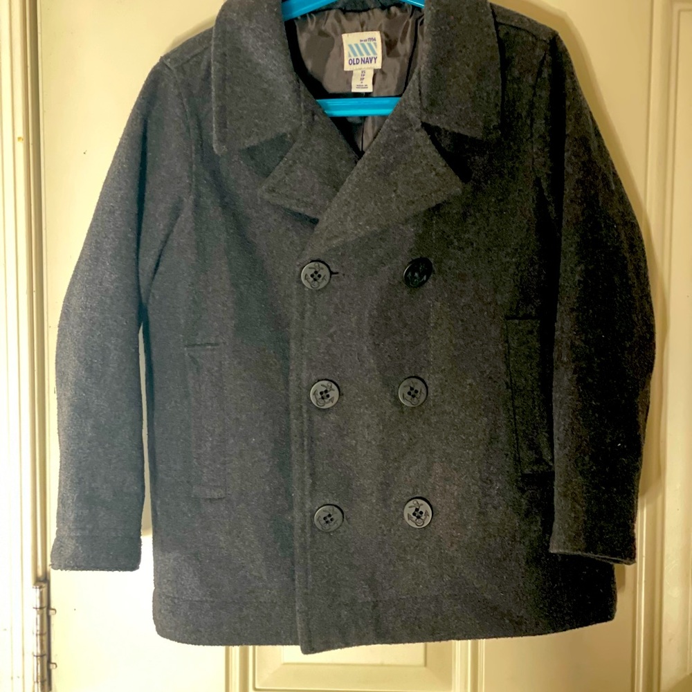 Old Navy 5T coat almost NEW